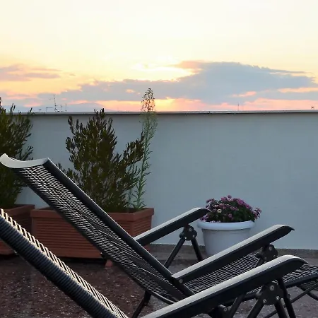 Astonishing View Central Loft Apartment Korinth